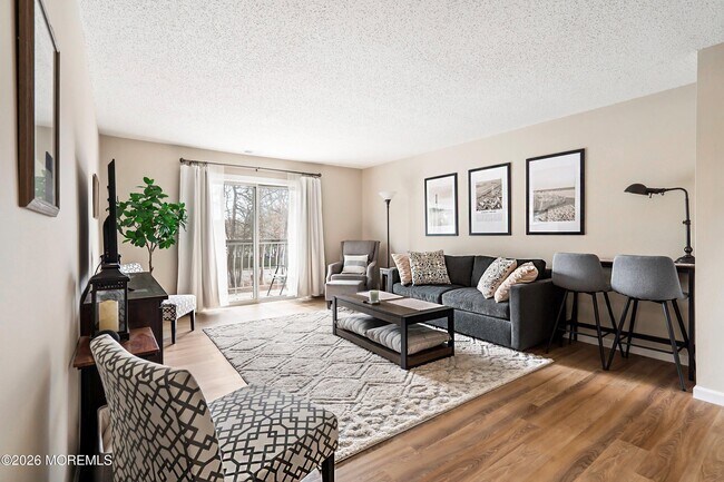 84 Diane Dr