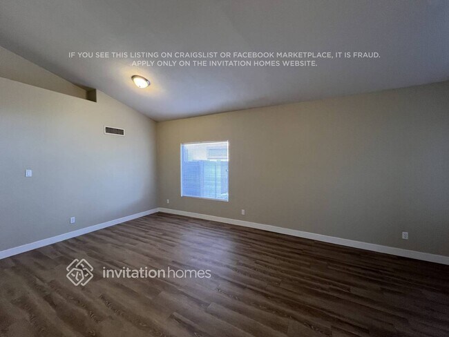 Photo - 710 S Catalina St