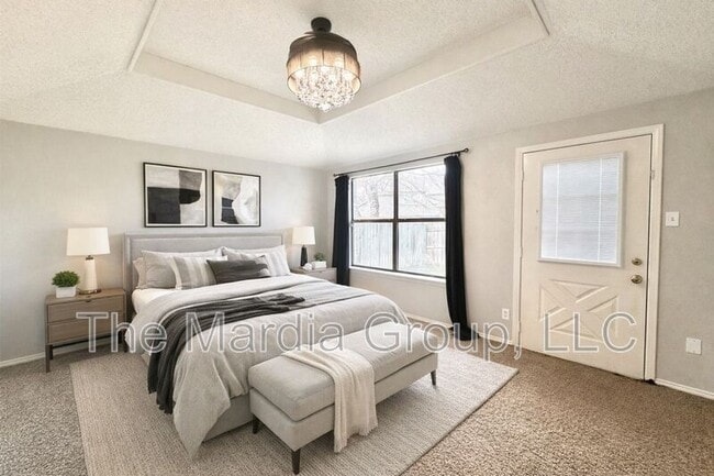 Building Photo - 923 Wayne Ave