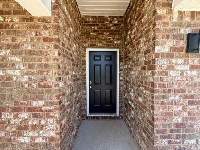 Photo - 10414 Lowell St E