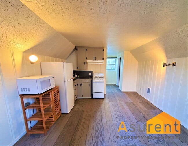 Great Studio Available Soon! Rental House Rental in Medford, OR