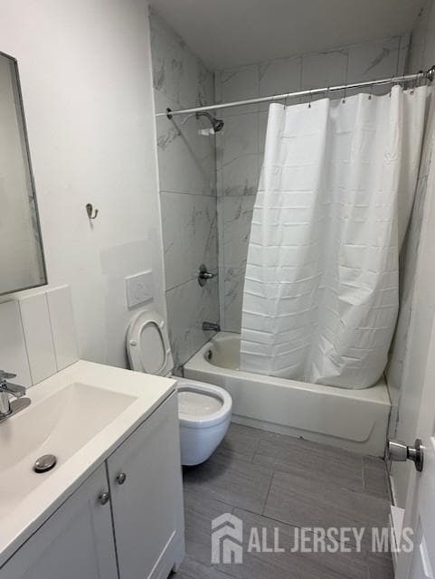 Photo - 439 Barclay St