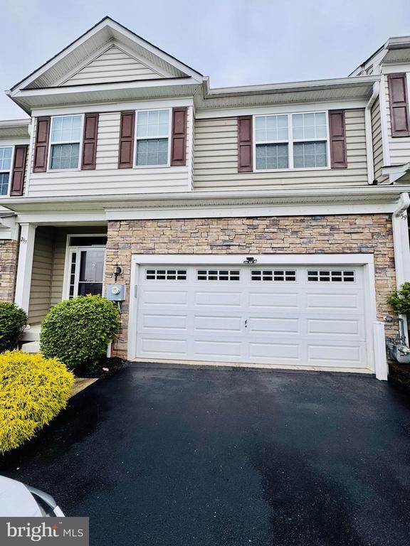 Photo - 257 Fairfield Cir W Townhome