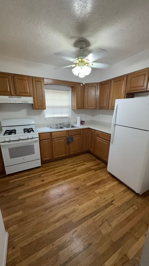 Photo - 1521 Gold Ave SE Unit House