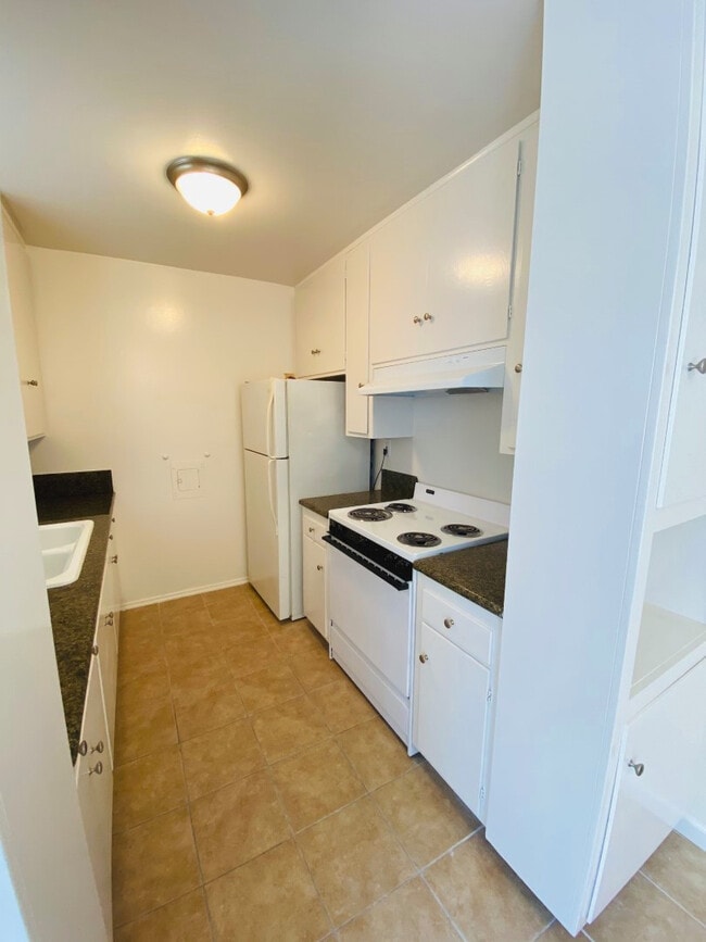 Unit #5 Kitchen