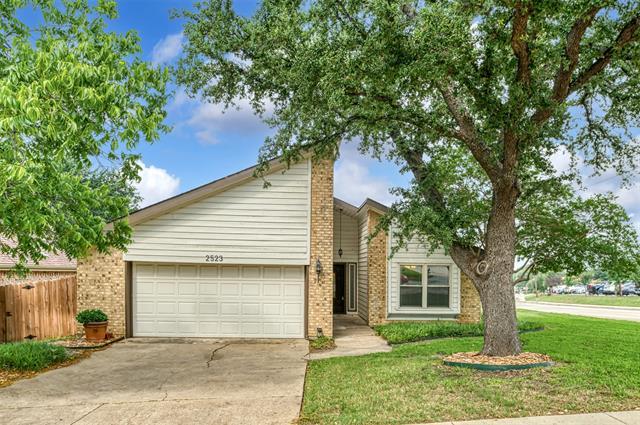 Photo - 2523 Cattail Ct House