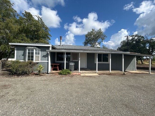 Building Photo - 2950 Tarmac Rd