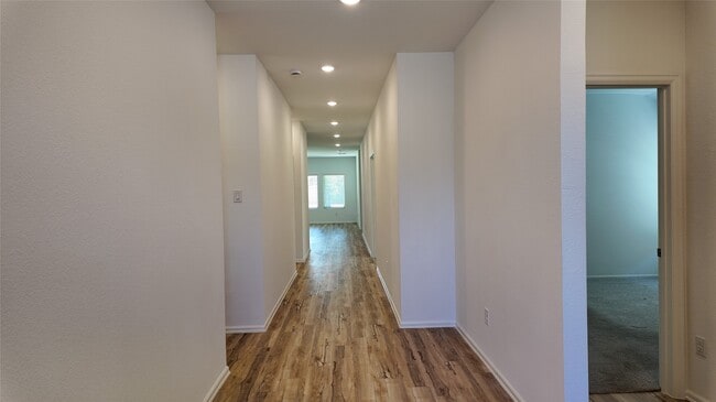 Photo - 7518 Angels Lndg Ln