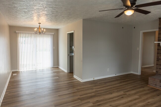 Photo - 129 Stephens Dr