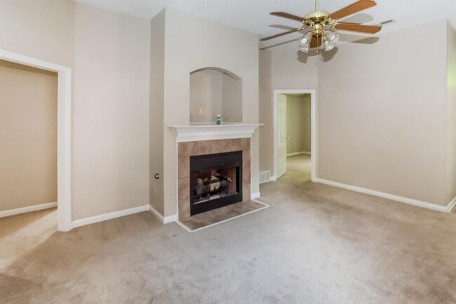 Photo - 6999 Parkbrook Ln