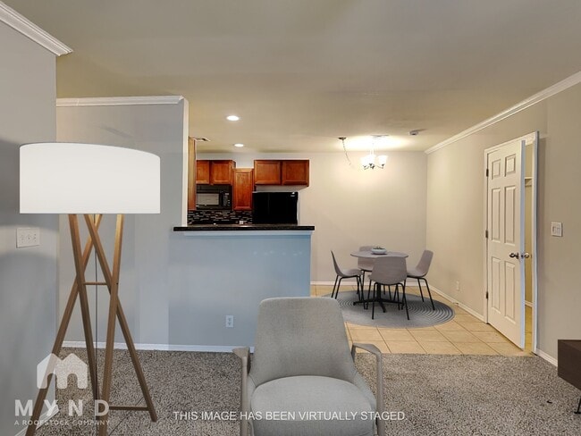 Photo - 5711 N 33rd St