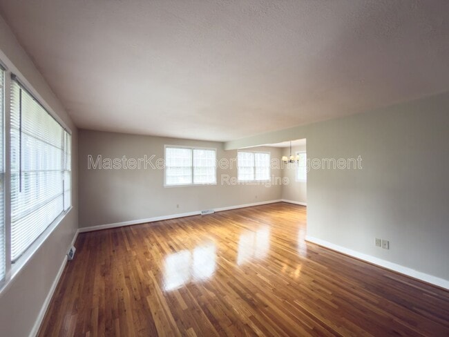 Photo - 5317 Coronado Dr