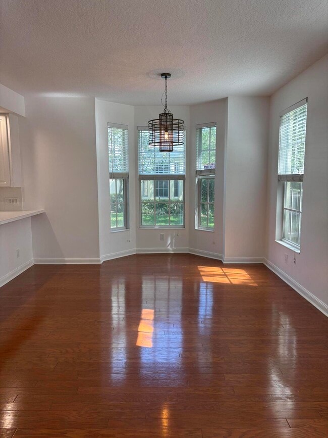 Photo - 140 Day Lily Dr