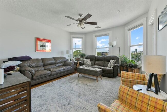 Photo - 34-36 Boston St Unit 3