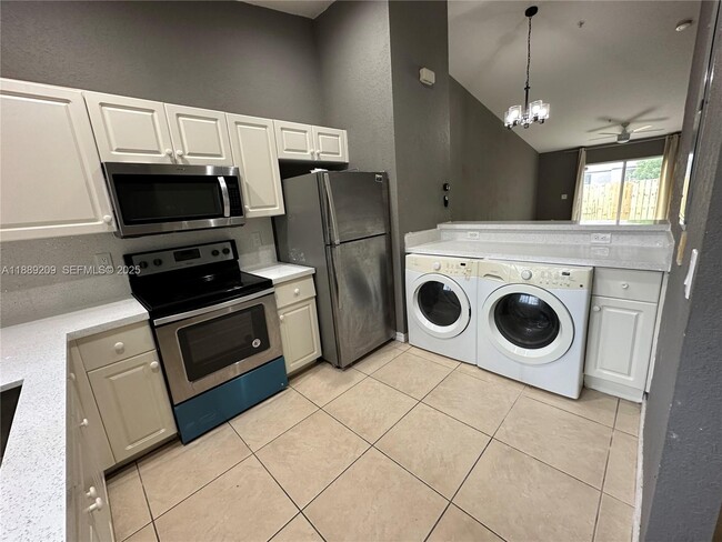 Photo - 3944 SW 48th Ave