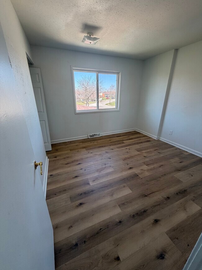 Photo - 41054 Gunter Ct