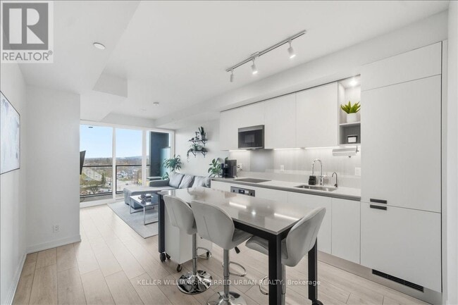 Photo - 39 Mary St Unit 812