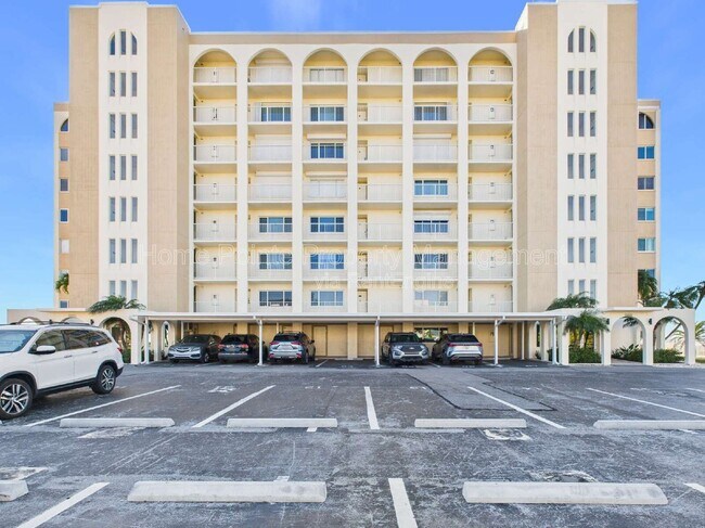 Building Photo - 25870 Hickory Blvd Unit Apt 402