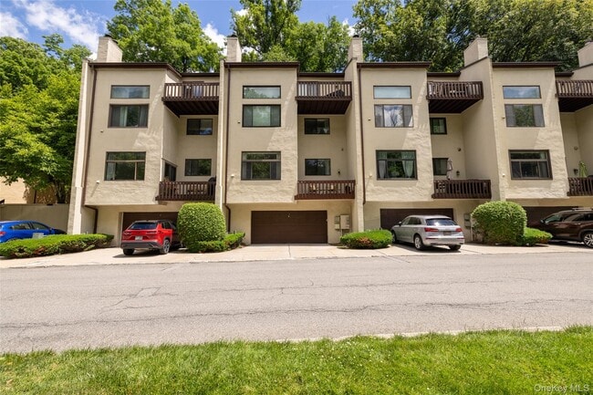 Photo - 352 N Greeley Ave