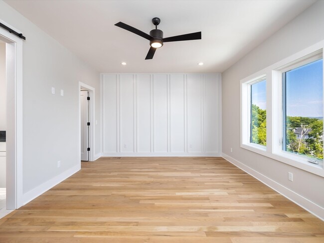 Building Photo - 5915 Maxon Ave Unit B