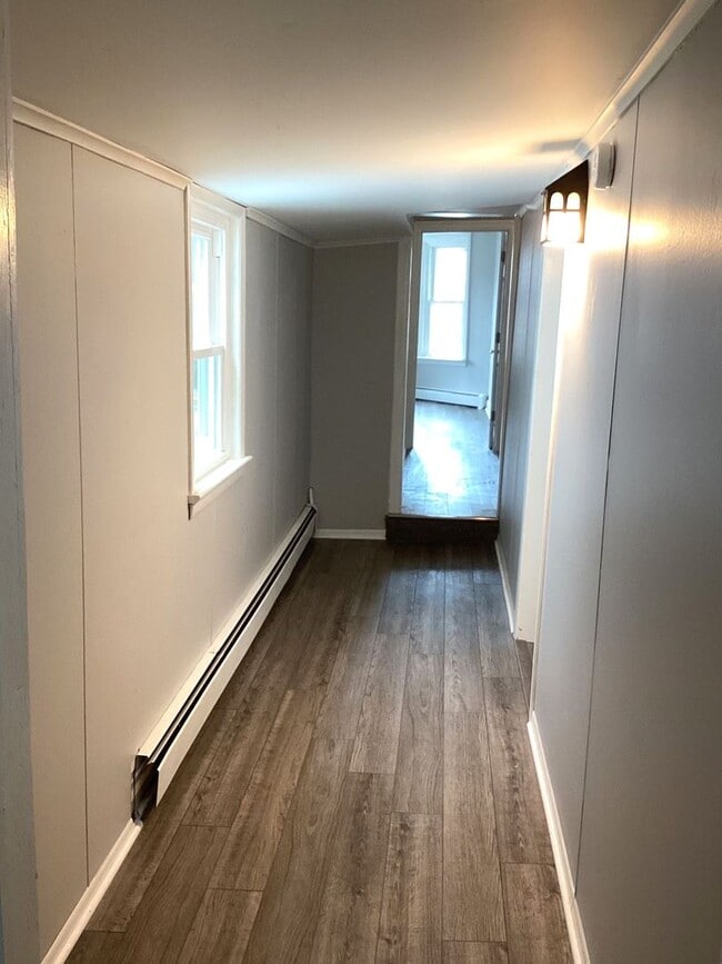 Photo - 238 E King St Unidad 238 B