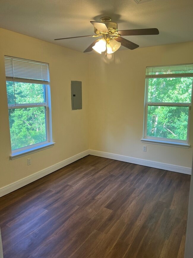 Photo - Beautiful 2/1 House in pass Christian, MS