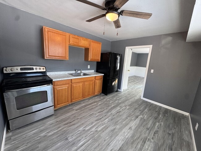 Photo - Check Out this 3-Bedroom Home in a Nice Lot!