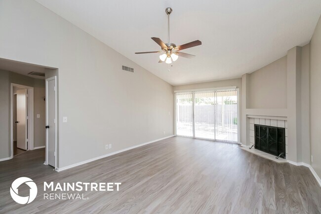 Photo - 4238 E Ford Ave