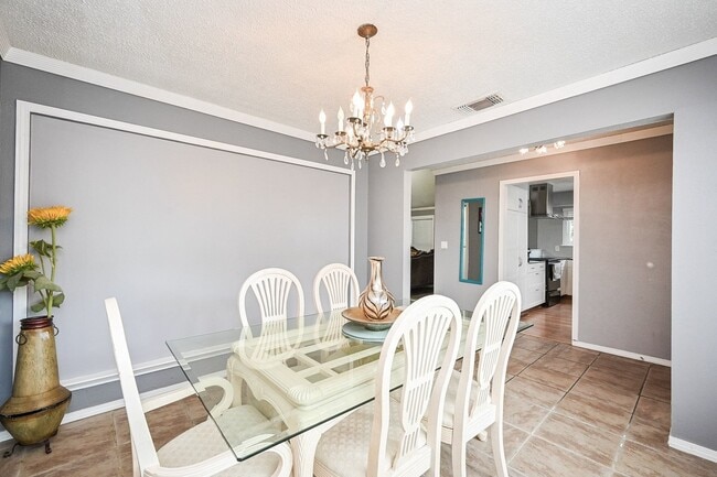 Photo - 13102 Richmond Ave