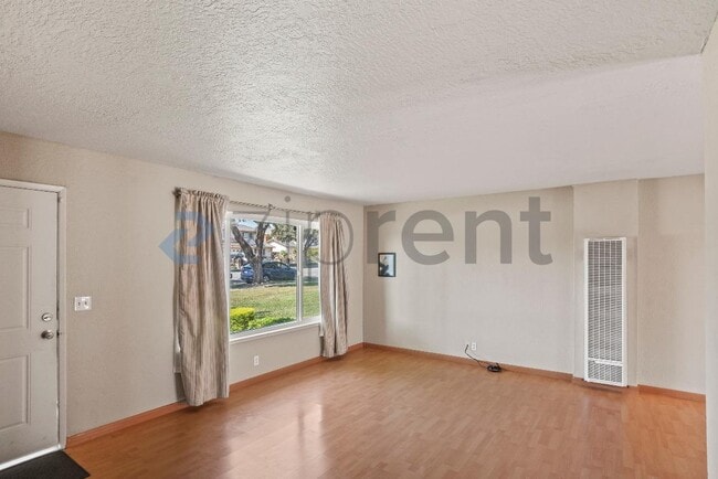 Photo - Unit