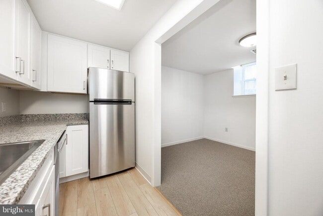 Photo - 3183 Main St. Unit 3