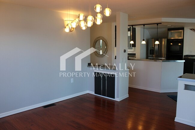 Photo - Panoramic Water View Home in Tacoma