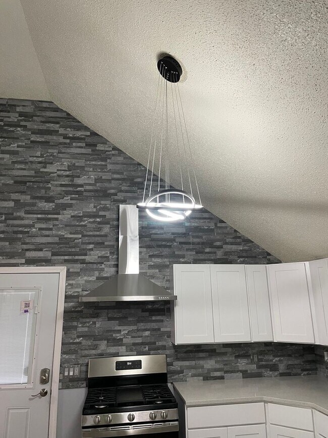 Photo - 95 Pardee St Unit 2nd Fl