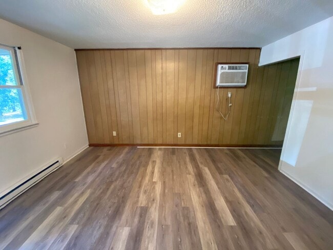 Photo - 217 Osborne St Unidad A