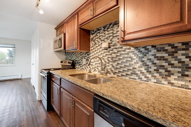 Photo - 15 Washington