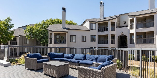 Photo - Wind Rush Apartments