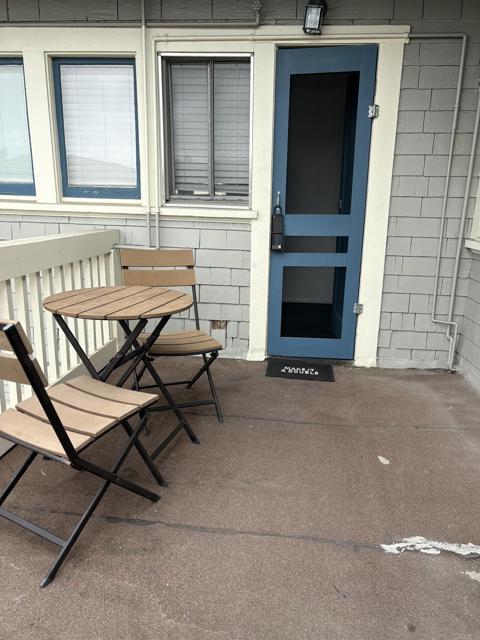 Building Photo - 475 E St Unit 1/2 Rental