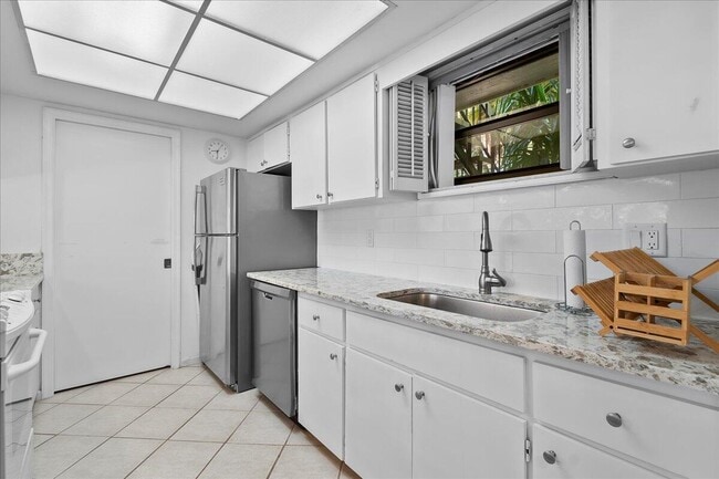 Photo - 11863 Wimbledon Cir Unit 446