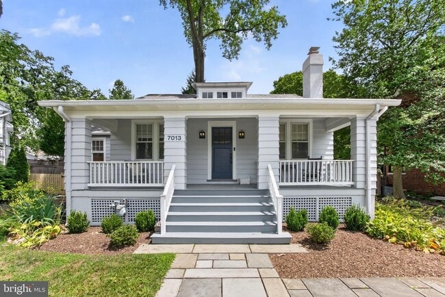 Photo - 7013 Maple Ave