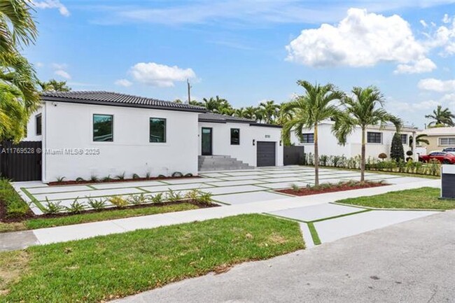 Photo - 8550 SW 28th St House