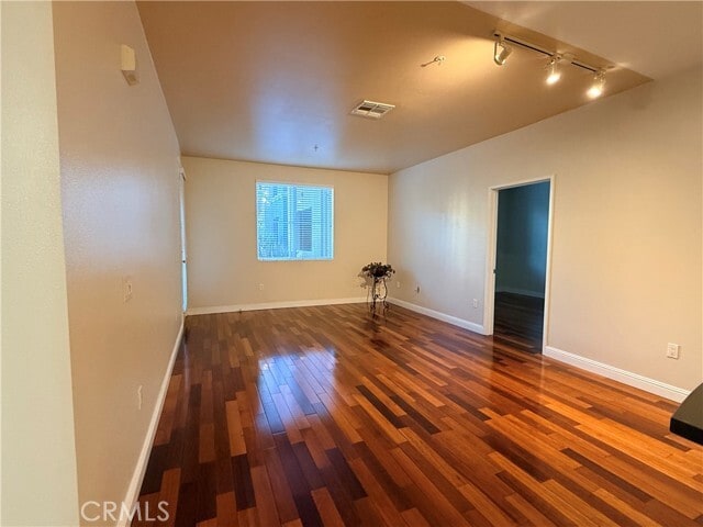 Photo - 1162 Scholarship