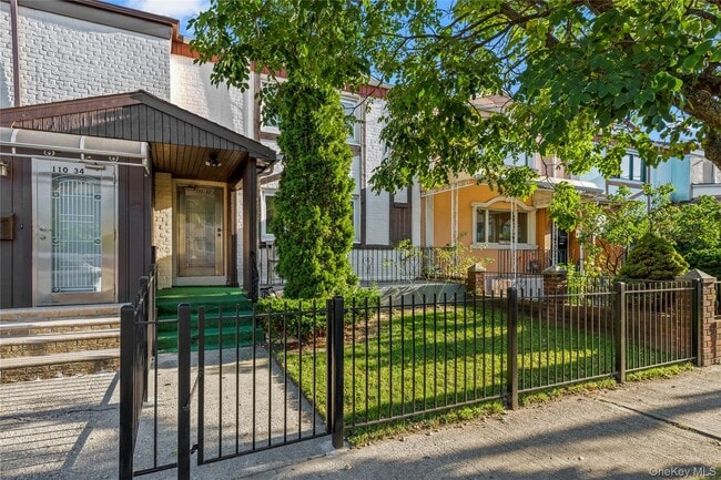 Building Photo - 110-32 63rd Rd Rental