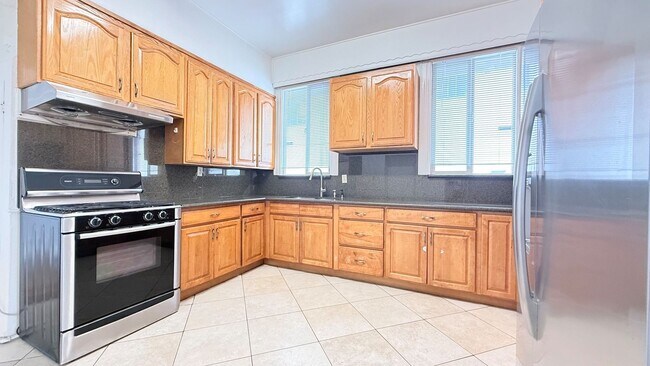 Photo - 3034 Capp St Unidad 3034