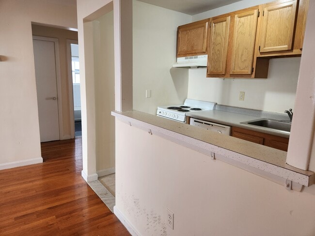 Building Photo - 55 Brighton Ave