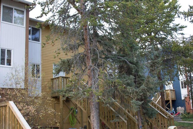 Greenstone Place