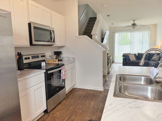 Photo - Furnished Townhome conveniently located!