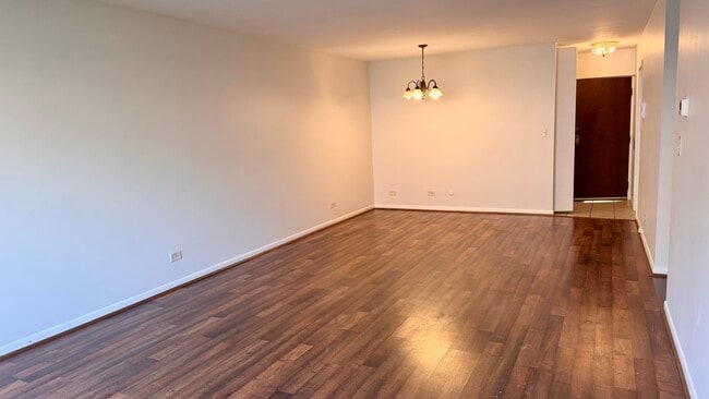 Photo - 835 Judson Ave