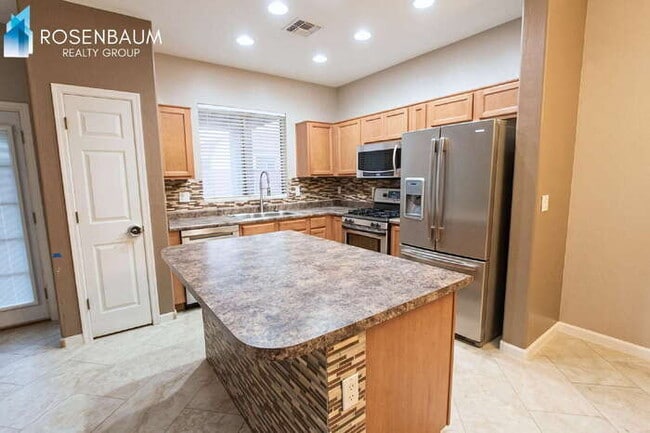 Photo - Beautiful 5-beds, 2.5-baths two-story home in the desirable Rancho Marana community!