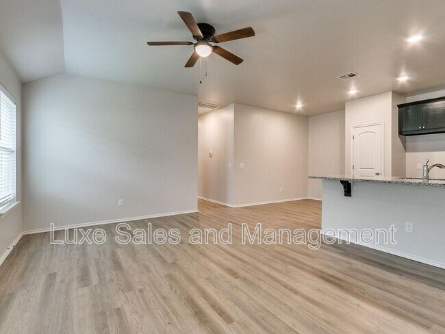 Photo - 10712 Lawson Pl Rd