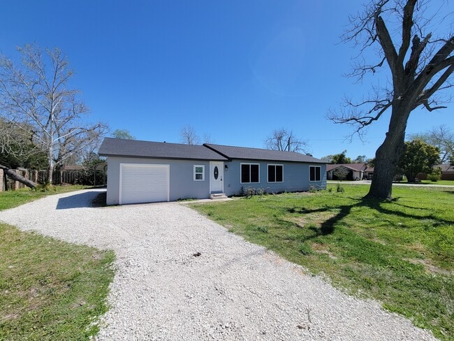 Photo - 413 S Market St